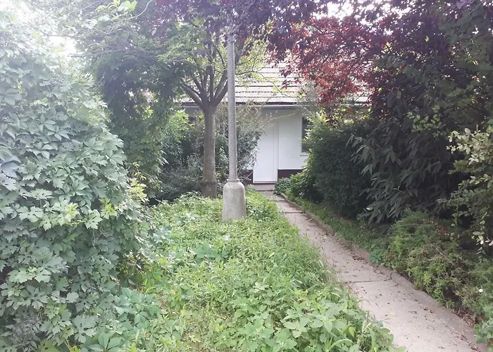 - Sukromie V Meste *